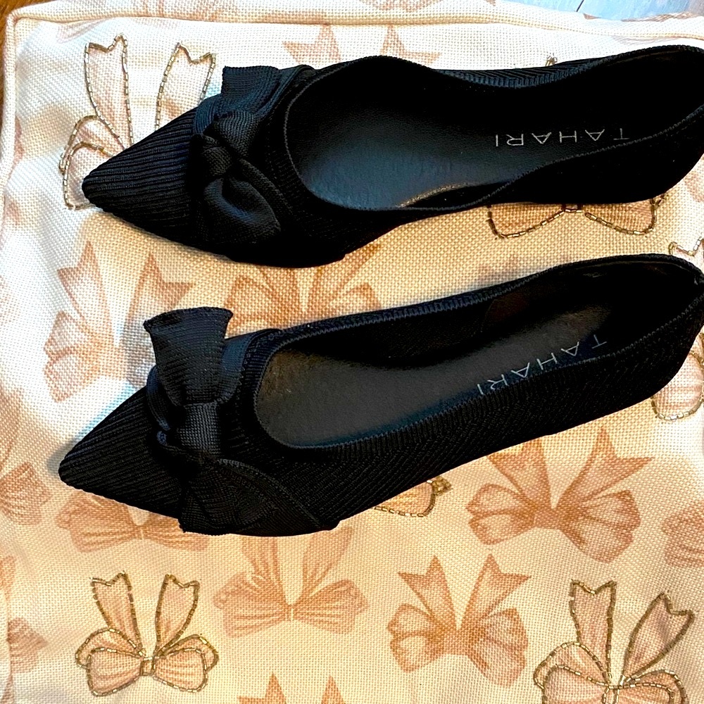 Tahari Women's Elegant Black Bow & FREE hair clips, braclet, earrings🛍️💕🫶